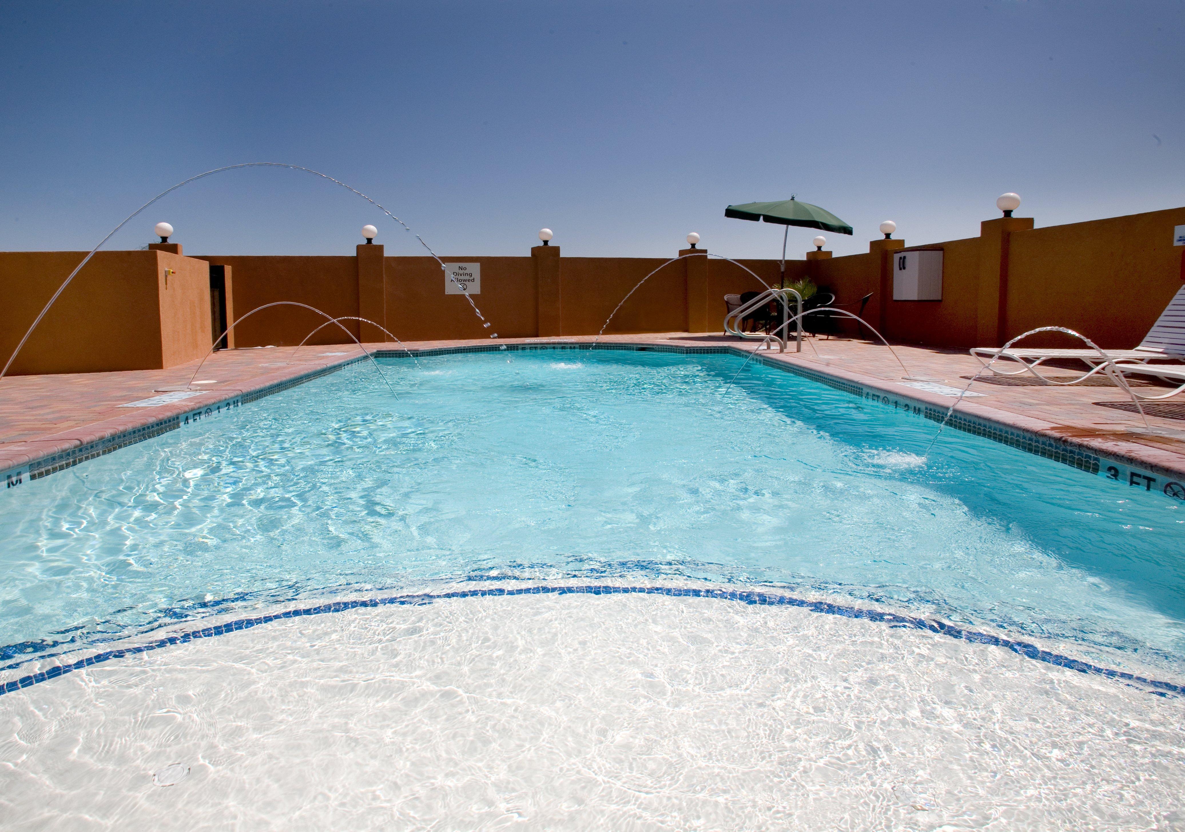 Holiday Inn Express Hotel And Suites Kingsville By Ihg Eksteriør billede
