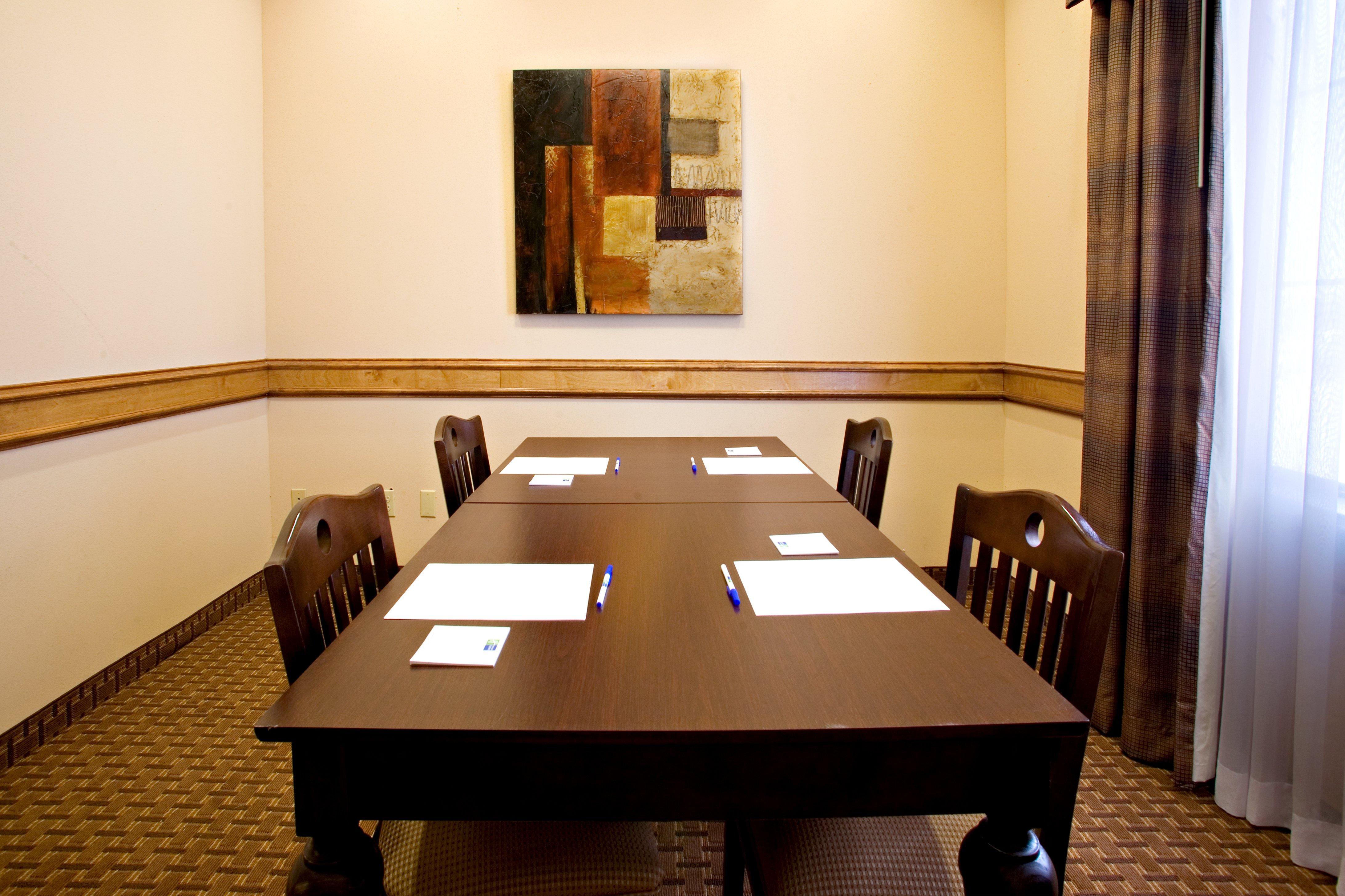Holiday Inn Express Hotel And Suites Kingsville By Ihg Eksteriør billede