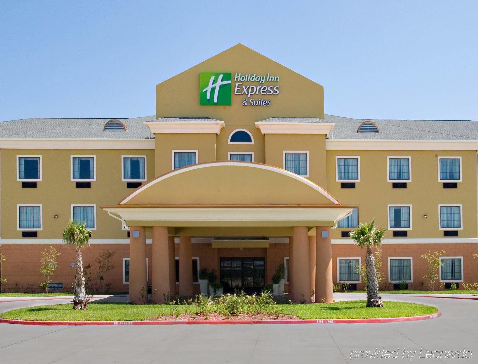 Holiday Inn Express Hotel And Suites Kingsville By Ihg Eksteriør billede